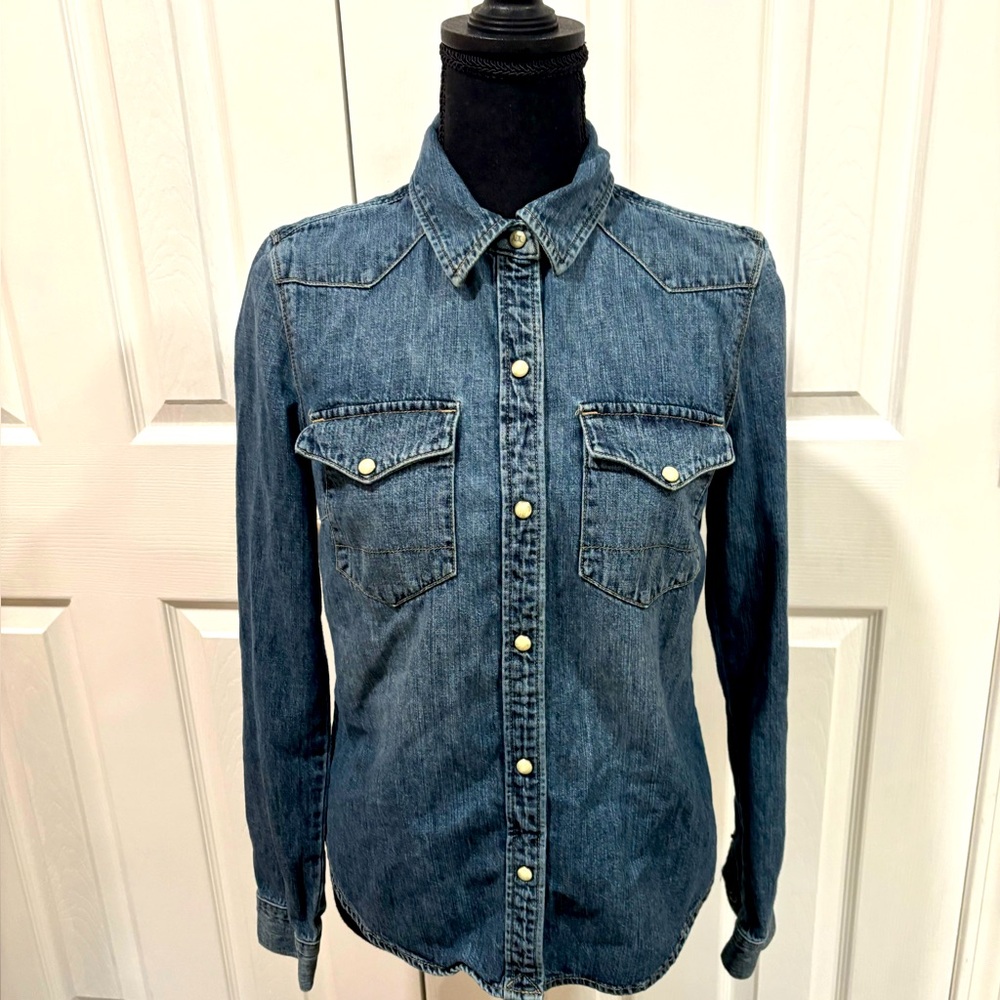 Armani Exchange Women's snap button Denim shirt size small